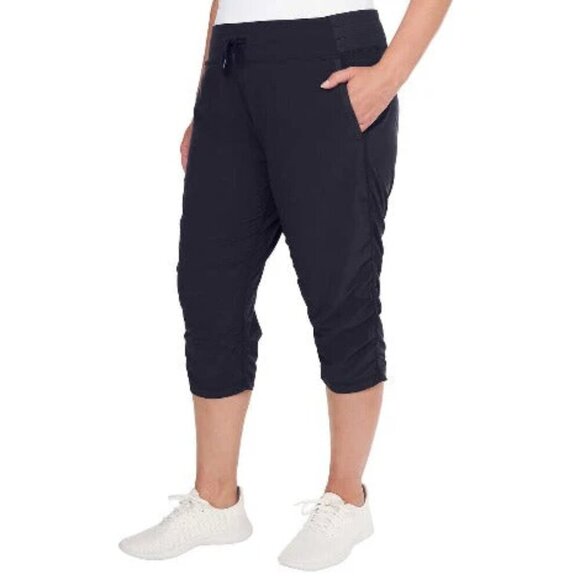 NEW Kirkland Signature Active Capris | Black - Picture 2 of 6